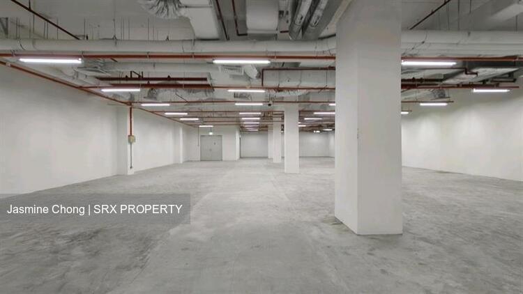 B1 Space at IMM Jurong East. Storage, training, loading bay (D22), Factory #532981441